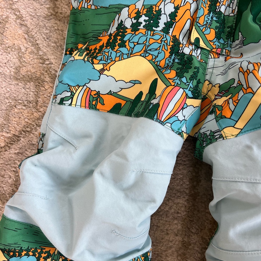 Burton kids snowsuit 2T - Picture 2 of 4
